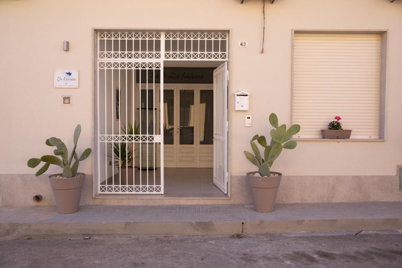 B&B Zio Luciano Avola Exterior photo